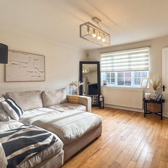 3 bedroom terraced house to rent - Photo 1