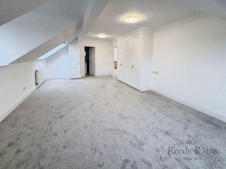 3 bedroom apartment to rent - Photo 4