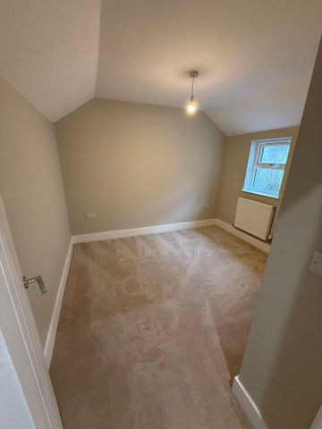 3 bedroom terraced house to rent - Photo 4