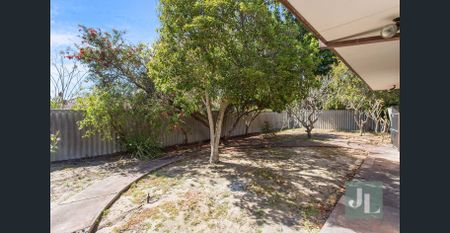 Private Rear Villa - Photo 4