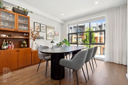 Live in the Vibrant Heart of Braddon - Photo 3