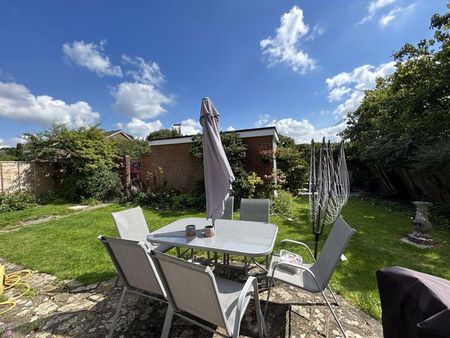 4 bedroom detached house to rent - Photo 3