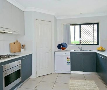 Spacious, Stylish & Perfectly Positioned – Family Living at Its Best - Photo 4