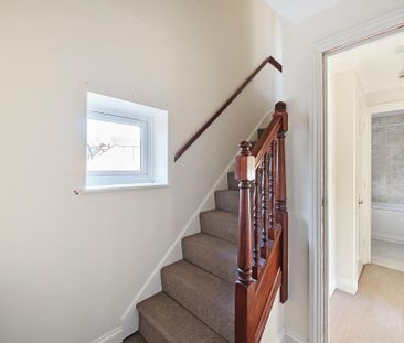 3 bedroom apartment to rent - Photo 3