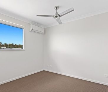 Modern 3-Bedroom Home in Pimpama - Photo 1