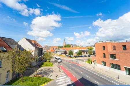 Gerenoveerd 2-slpk appartement op het gelijkvloers - Foto 2