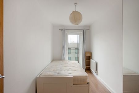 2 bedroom apartment to rent - Photo 4