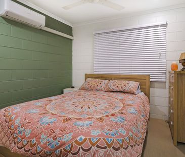 Comfort & Convenience in a Central Location - Hermit Park - Photo 4