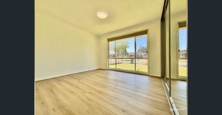 Fresh, Modern & Move-In Ready Home - Photo 5