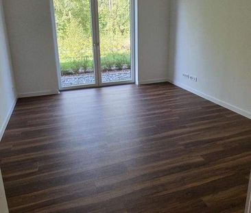 Stilvolles Wohnen im Neubau! Ruhig und grün, Terrasse, 2 Bäder, Fuß... - Foto 6