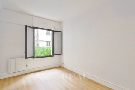 Location appartement, Paris 9ème (75009), 3 pièces, 100 m², ref 85638406 - Photo 4