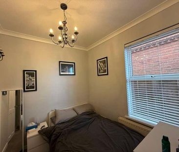 St Catherines Road, Bitterne Park, Southampton, SO18 - Photo 6