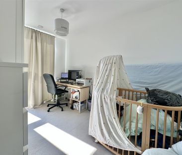 Corsican Square, London - Photo 5