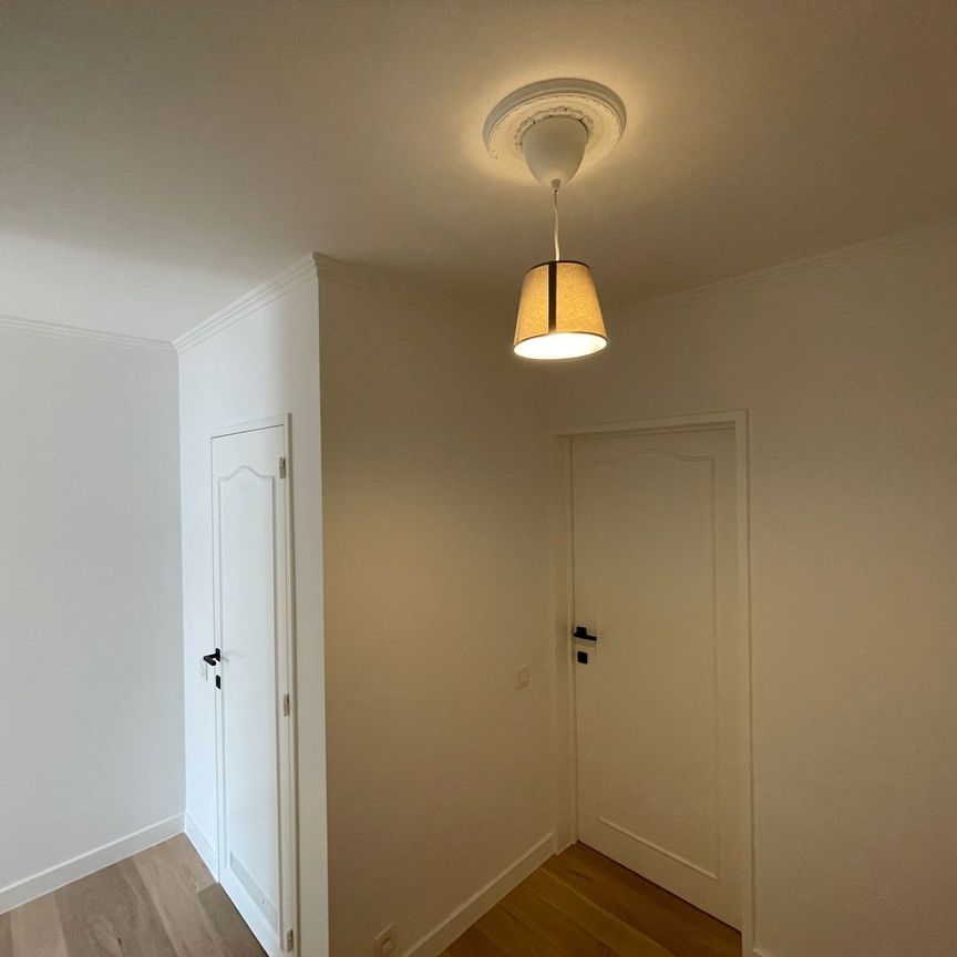 Modern gelijkvloersappartement op gunstige ligging met garagebox in Kapellen! - Foto 1