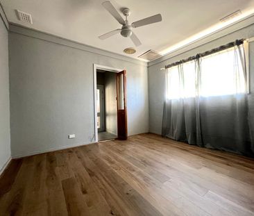 Renovated Family Home !! - Photo 1