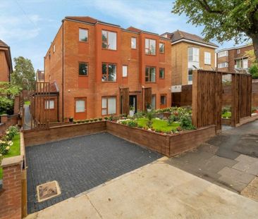 Colney Hatch Lane, Muswell Hill, N10 - Photo 3