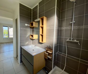 Location Appartement 2 pièces 39m² - Photo 3