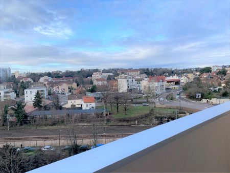 Appartement T4 de 66m² - Place Leclerc - Photo 4