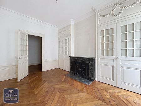 Location Appartement 3 pièces 97m² LYON 2ème - Photo 4