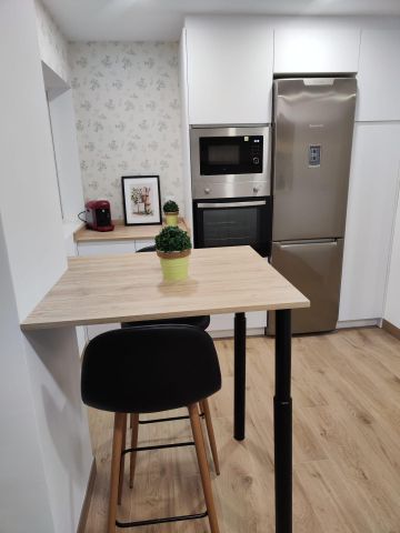 Piso de alquiler en Calle Paz, la, Alameda - Photo 5