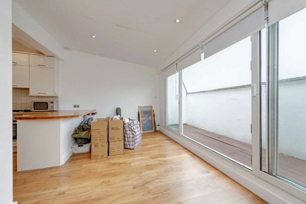 King Henrys Road, Primrose Hill, NW3 - Photo 1