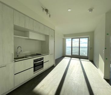 NEXT2 AT ELGIN EAST: BAYVIEW & ELGIN MILLS (2 DAVID EYER RD) AD#101133 - Photo 6