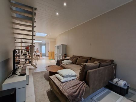 Rijwoning te Lokeren met tuin - Photo 3