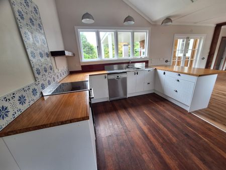 2761 Rawhitiroa Road, Eltham - Photo 2