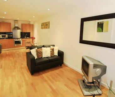 1 bedroom flat to rent - Photo 2