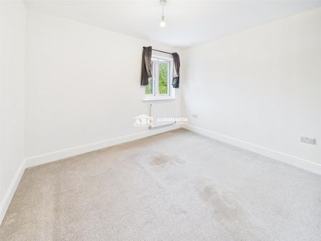 Soothouse Spring, AL3 6NR, St. Albans - Photo 4