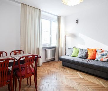 Warszawa, Śródmieście, Senatorska - Photo 5