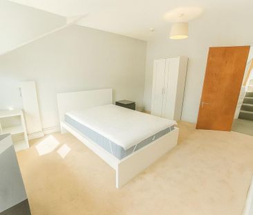 House share to rent - Photo 4