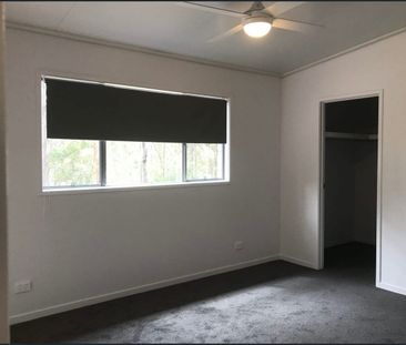 Modern 3 Bedroom Home with Pool in Currumbin Waters - Photo 4