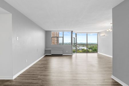 For Lease - 2760 Carousel Crescent Unit# 1111, Blossom Park - Airport and Area, Ontario - Photo 3