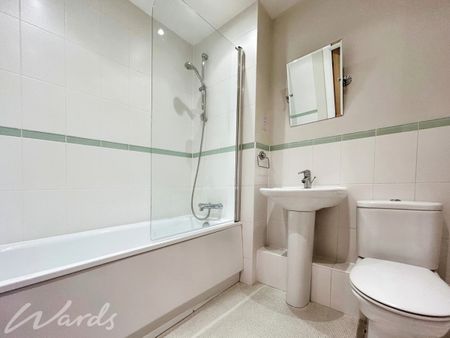 2 bedroom flat to rent - Photo 4