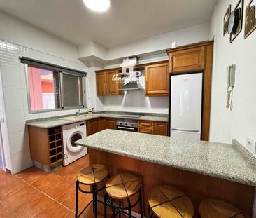 En alquiler piso en Adeje - Photo 1