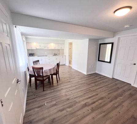 For Lease - 114 B Wood Crescent, Essa, Ontario - Photo 1