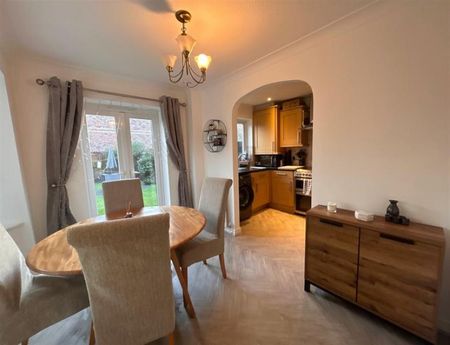 3 Bedroom Semi Detached To Let - Photo 3