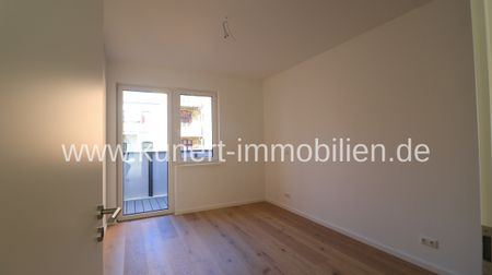 Attraktive 4-Zi-Whg (Neubau) im Stadtzentrum mit Fahrstuhl,Balkon + Wintergarten ... - Photo 4