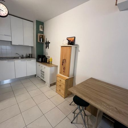 Location Appartement 2 pièces 31m² NICE 06300 - Photo 3