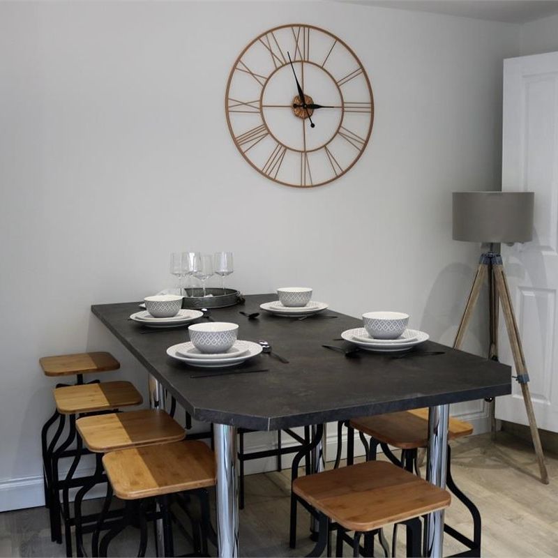 Room 2, 35 Mill Road, Cambridge - Photo 1