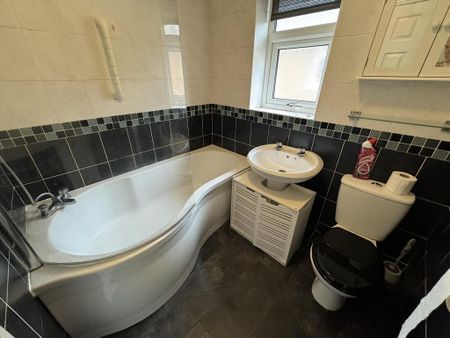 2 bedroom bungalow to rent - Photo 5