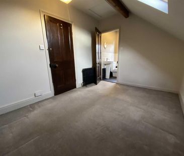 5 bedroom semi-detached house to rent - Photo 6