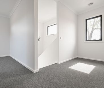 1/3 Valma St , BAYSWATER - Photo 3
