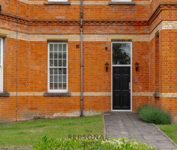 Sandy Mead, Epsom - Photo 6