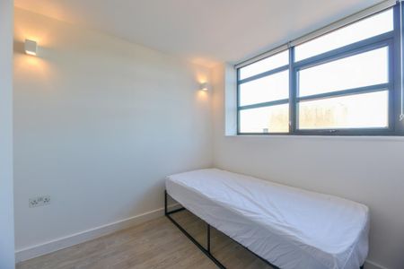 Studio to rent - Photo 3