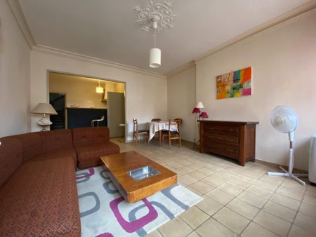 Location Appartement 2 pièces 62m² AVIGNON 84000 - Photo 3