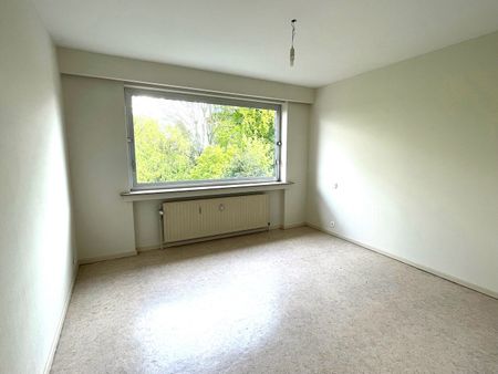 Appartement gelegen op de derde verdieping in de directe nabijheid van het centrum van Strombeek. - Photo 5