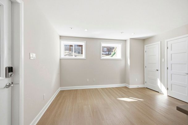 For Lease - 7 Gwynne Avenue Unit# B, Dows Lake - Civic Hospital and Area, Ontario - Photo 1