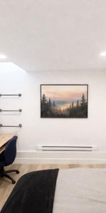 Spacieux 3 chambres rénové – 2299 $ – Disponible dès maintenant – Électros / Spacious Renovated 3-Bedroom – $2299 – Appliances - Photo 3